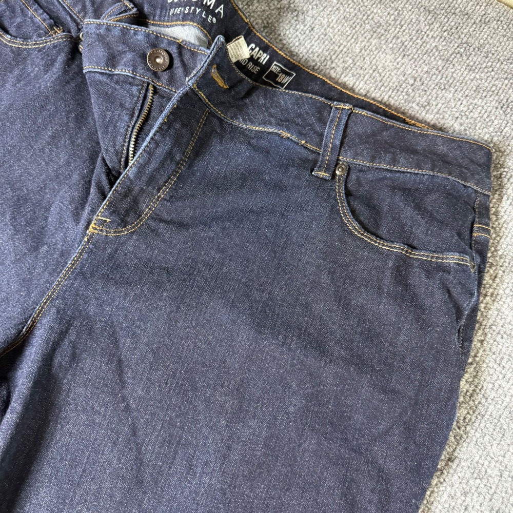 Sonoma Life Style Women's Dark Wash Mid Rise Capri Jeans‎ Size 18W
